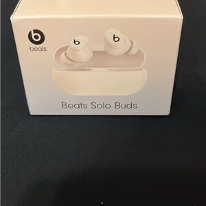 Beats by Dre Beats Solo Buds White Earbud Headphones